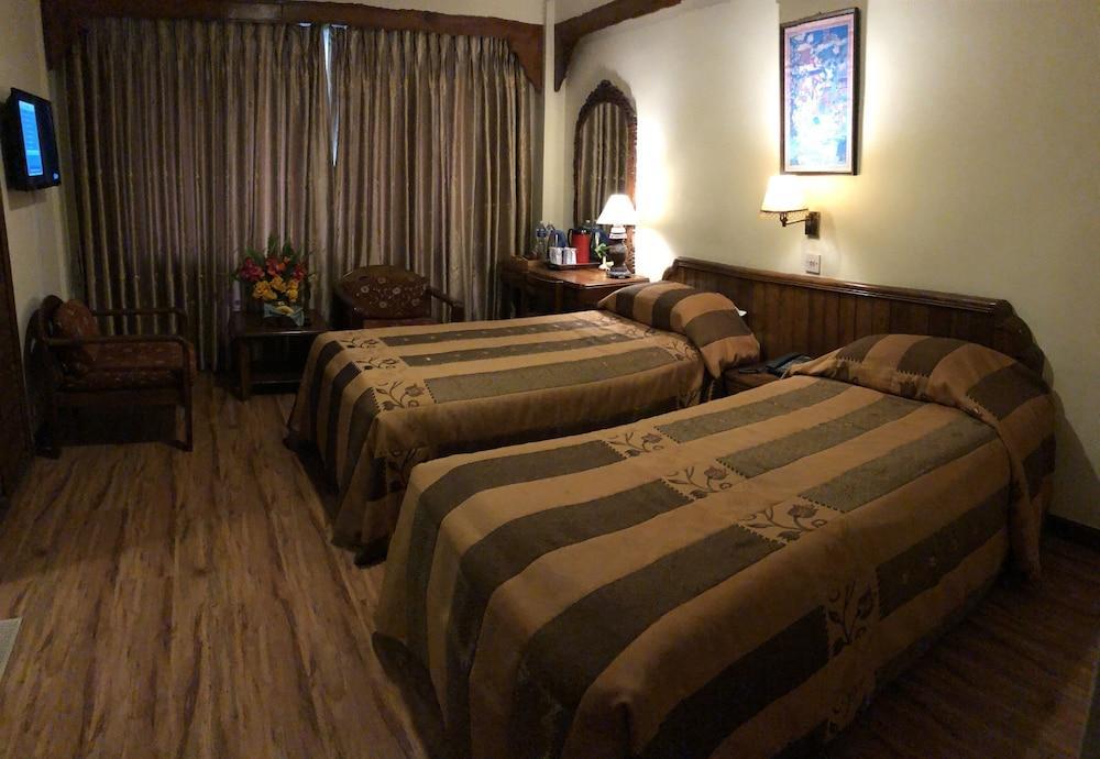 Nirvana Garden Hotel 4*