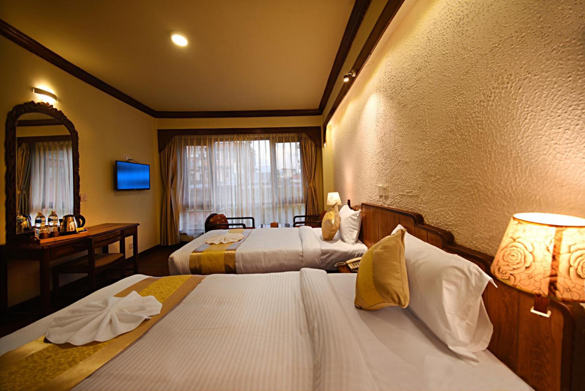Nirvana Garden Hotel 4*