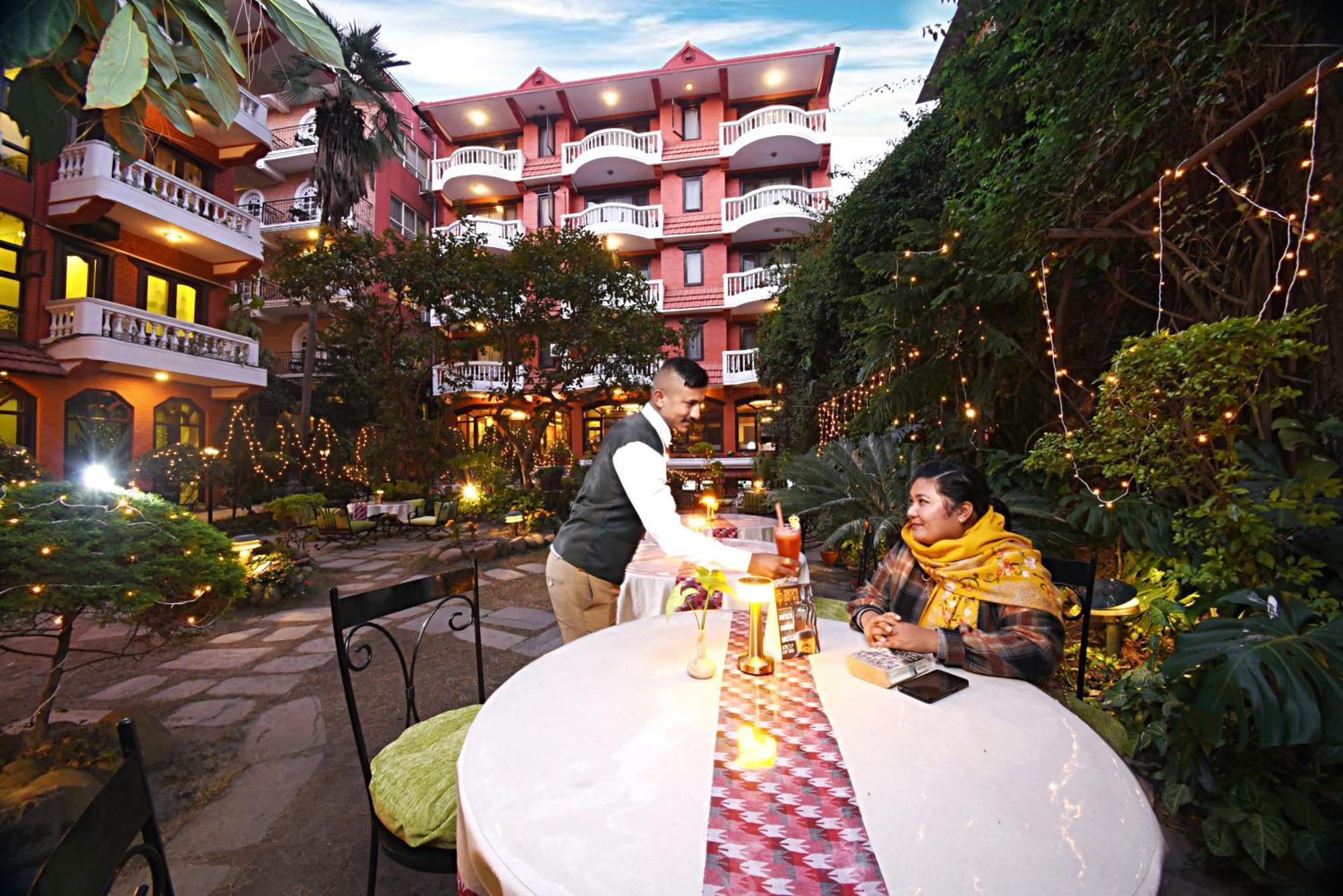 Hotel Nirvana Garden